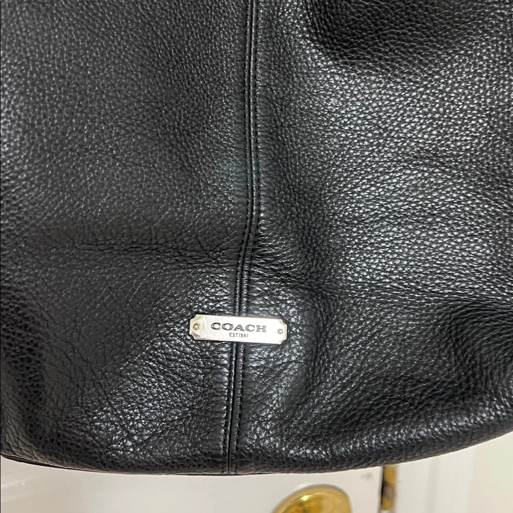Coach Black Shoulder Bag - Picture 2 of 16